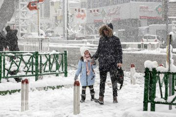 برف مدارس ۸ شهر آذربایجان شرقی را تعطیل کرد